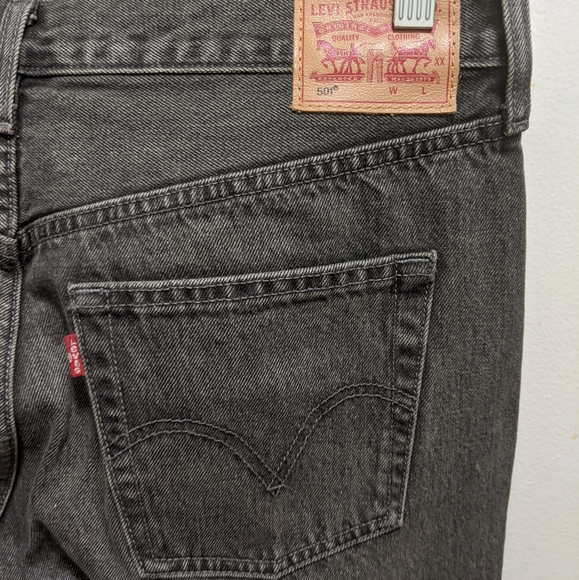 Distressed Jean - Picture 2 of 6